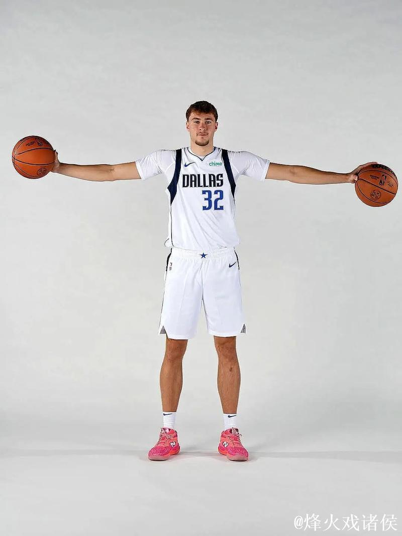 状元秀弗拉格42分创纪录无力回天,独行侠加时饮恨不敌爵士 状元秀弗拉格42分创纪录无力回天,独行侠加时饮恨不敌爵士